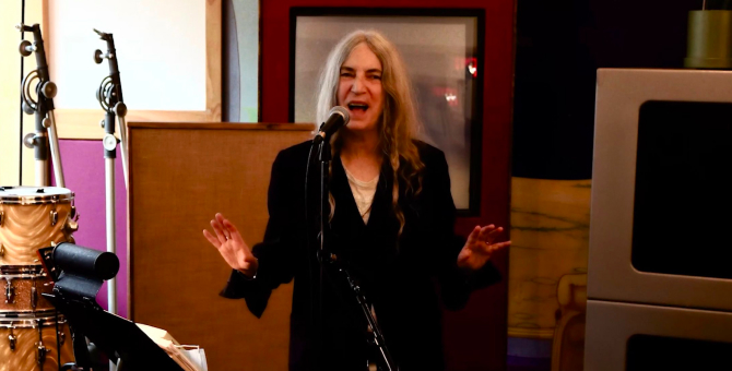 Американская певица Патти Смит получила почетные ключи от Нью-Йорка