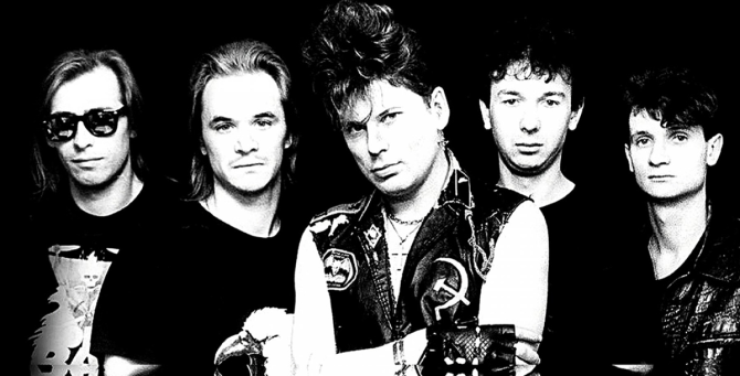 Про лидера группы «Сектор Газа» Юрия Хоя снимут байопик