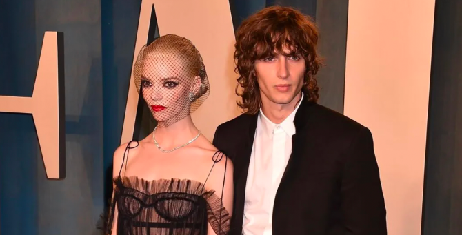 Аня Тейлор-Джой вышла замуж за Малкольма Макрея