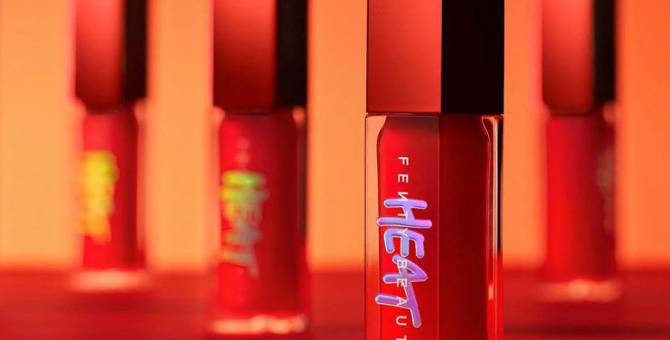 Рианна обновила линейку косметики Fenty Beauty