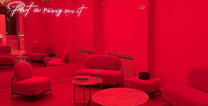 El Piercing Jewelry открыл полностью розовый шоурум в Санкт-Петербурге