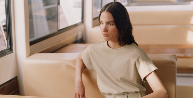 Uniqlo и Кристоф Лемер показали новую весенне-летнюю коллекцию Uniqlo U