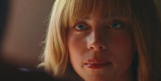 Билли Айлиш появилась в тизере сериала «Рой» Дональда Гловера