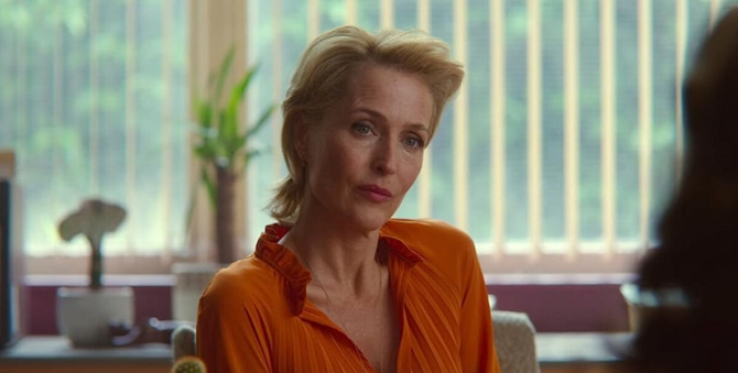 Джиллиан Андерсон появится в драме «The Abandons» от Netflix