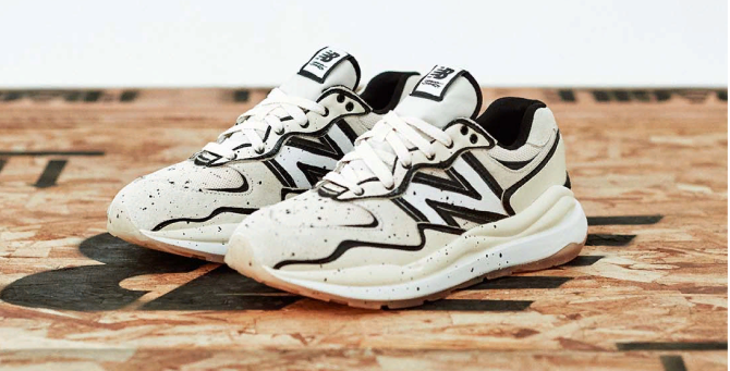 New Balance выпустил коллаборацию с художником Джошуа Вайдсом