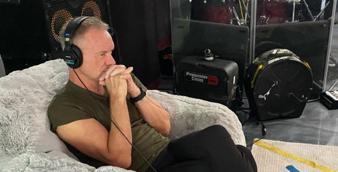 Стинг продал права на все свои песни Universal Music Group