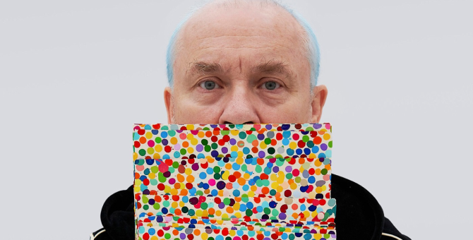 Художник Дэмиен Херст намерен сжечь тысячи своих работ на выставке в Лондоне