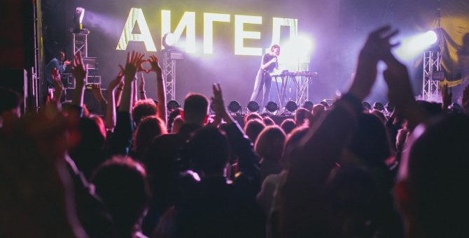 Весной в Москве открывается площадка «VK Музыка Summer Stage»