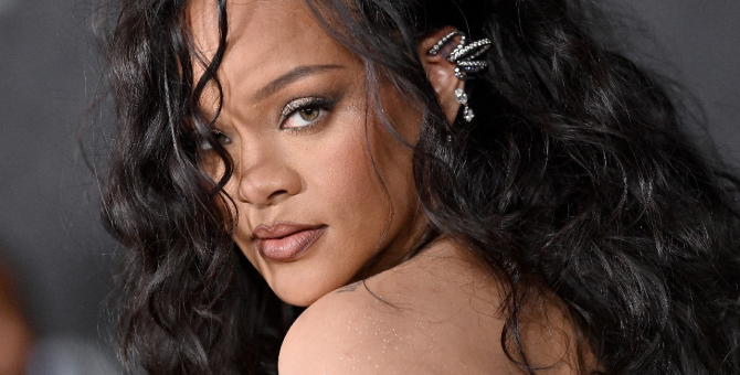 Рианна заключила многомиллионную сделку с Apple TV+