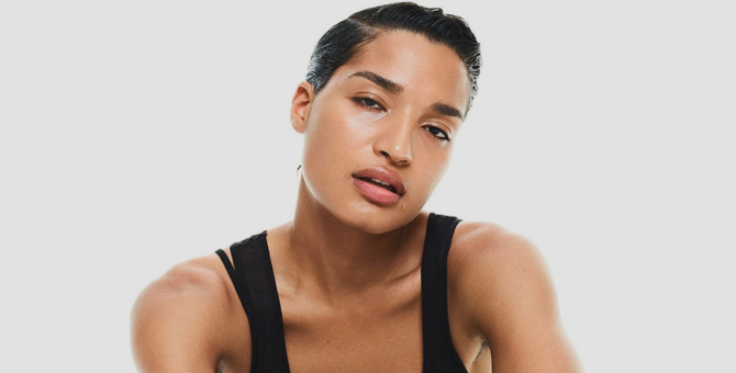 Актриса Индия Мур стала амбассадором YSL Beauty