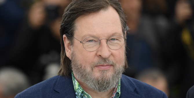 Ларс фон Триер ищет девушку через соцсети