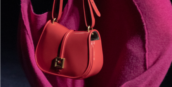 Fendi показал новую модель сумки C'mon
