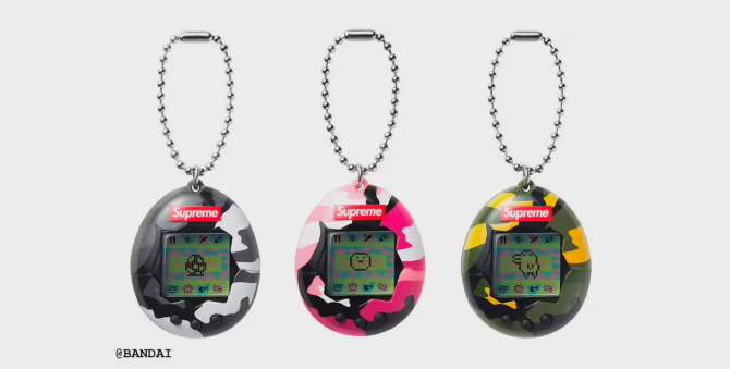 Supreme выпустил тамагочи-яйцо за 40 долларов