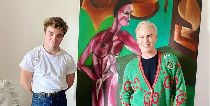 Сын Мадонны стал художником и продает картины под псевдонимом Rhed