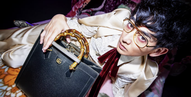 Gucci показал рекламную кампанию культовой сумки Bamboo