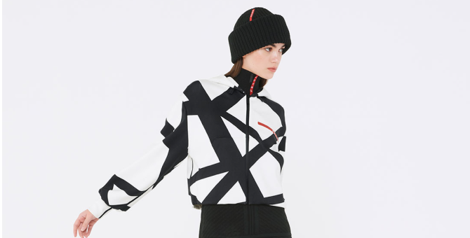 Prada выпустил экологичную капсулу для горнолыжного спорта