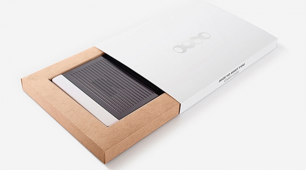 Дизайнер создал проект интерактивной визитницы