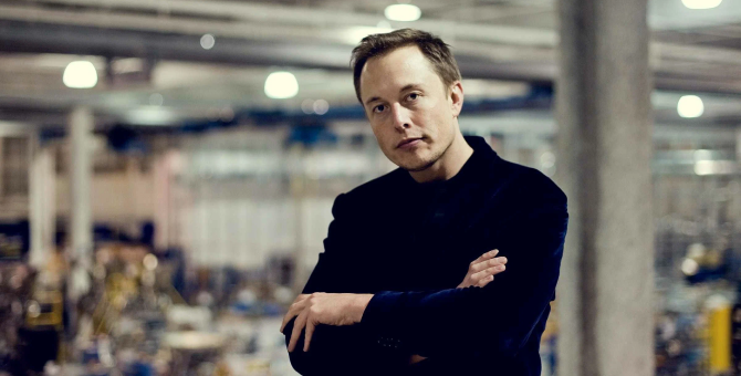 Илон Маск начал увольнения сотрудников Twitter