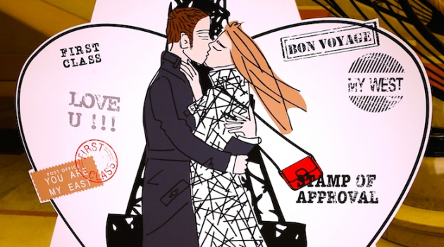 33 дизайнерские елки для благотворительного аукциона