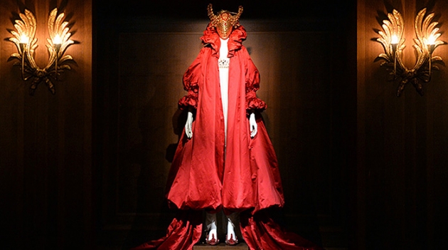 Выставка Savage Beauty в музее Виктории и Альберта побила рекорды посещаемости