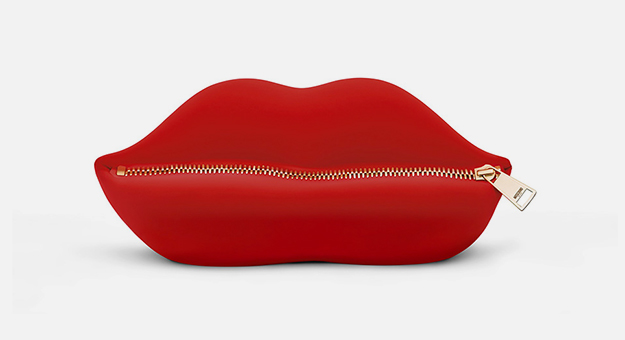 Moschino представил первую коллекцию мебели