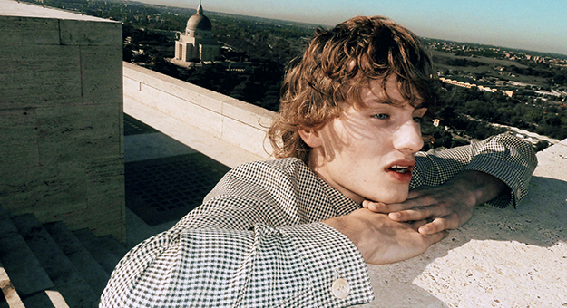 Fendi создали онлайн-платформу, чтобы привлечь миллениалов