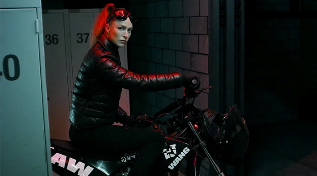 Наташа Поли, Ракель Циммерман и другие в мини-фильме Alexander Wang x H&M