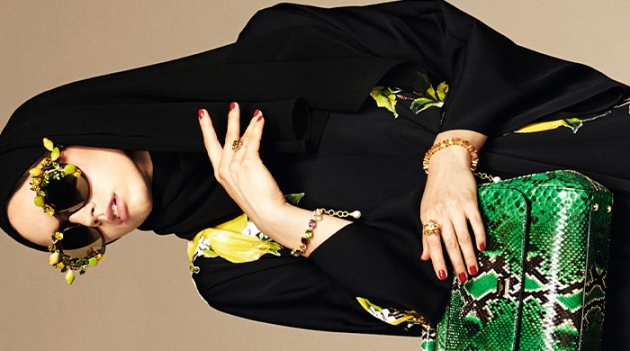 Dolce & Gabbana выпустил линейку хиджабов и абай