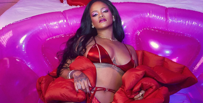 Рианна выпустила специальную коллекцию Savage x Fenty ко Дню святого Валентина