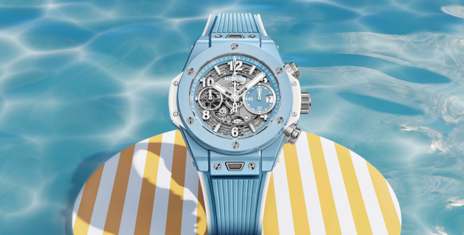 Hublot выпустил лимитированную модель часов в голубом цвете