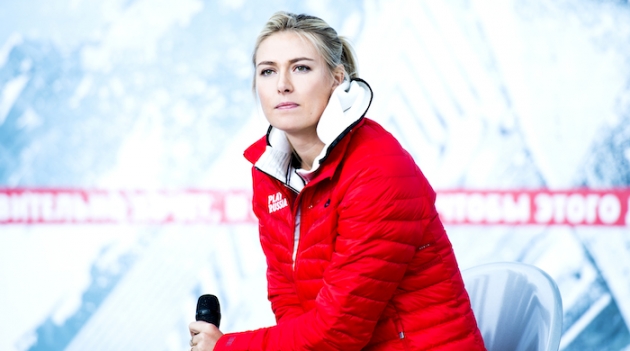 Презентация стены в честь Марии Шараповой на детском корте в Сочи