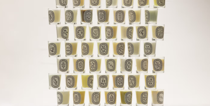 Diptyque выпустил набор из 49 ароматических свечей к юбилею бренда