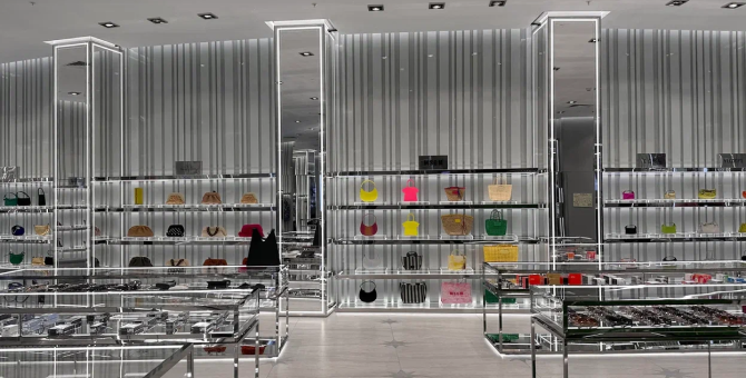 «Слепая курица» открыла мультибрендовый department store