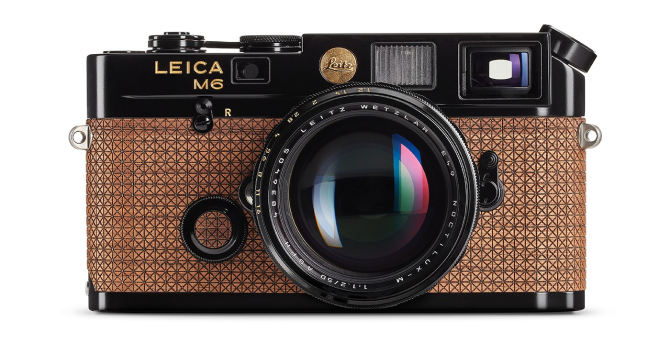 Leica выпустила фотоаппарат с корпусом из натурального дерева