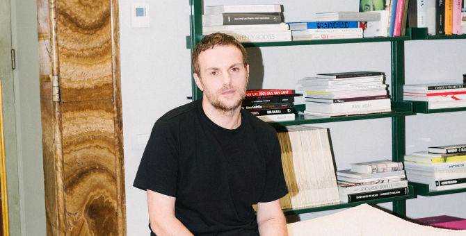 Новый креативный директор Gucci Сабато де Сарно дал интервью Vogue Business