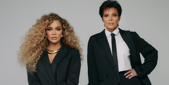 Крис Дженнер и Хлои Кардашьян снялись в кампании Good American