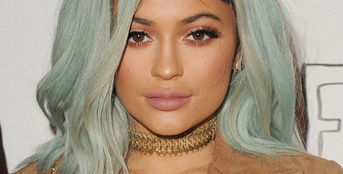 Кайли Дженнер будет выпускать средства для ухода за волосами