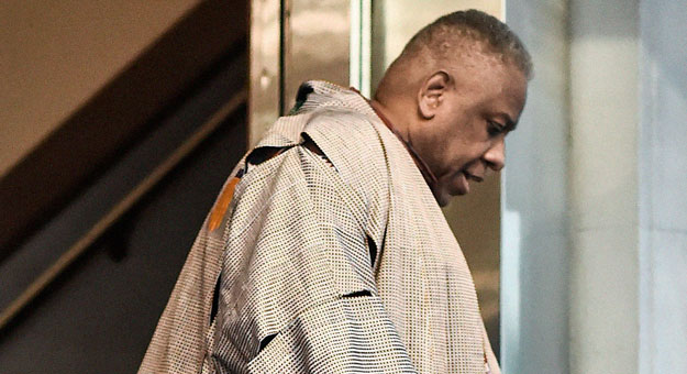 Андре Леон Телли рассказал, почему стал носить накидки