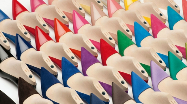 Клиентки Prada смогут сами создать идеальную пару обуви