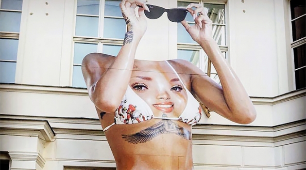 Голову с плеч! Скульптура Рианны на биеннале современного искусства в Берлине