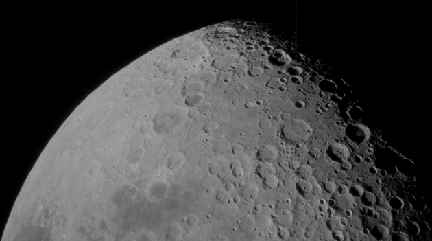 NASA выложило во Flickr 8 000 снимков Луны