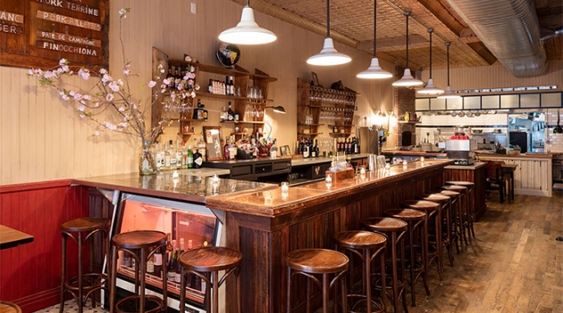 Традиционное бистро от модного сет-дизайнера