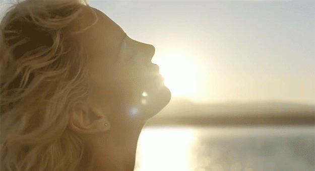 Шарлиз Терон в новом видео Dior