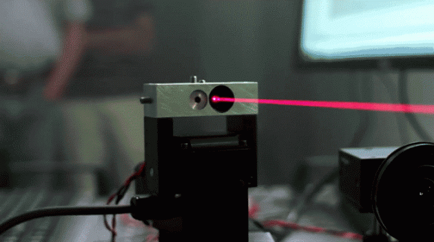 Facebook представил дрон для раздачи интернета