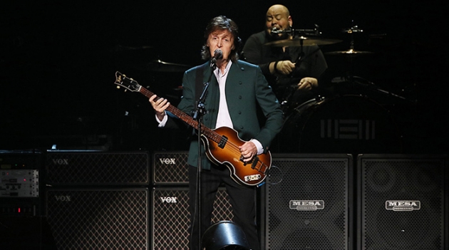 Пол МакКартни исполнил живьем FourFiveSeconds