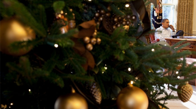 Новогодний Белый дом в новом видео