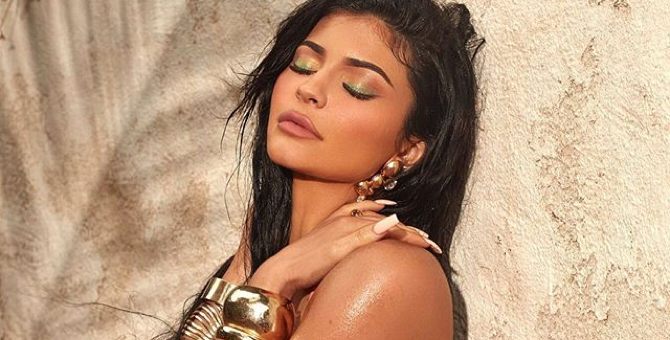 Кайли Дженнер запустит линию средств для ногтей