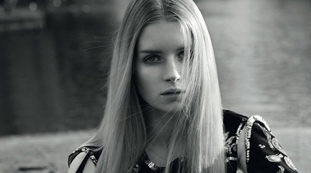 Кейт Мосс убеждает сестру бросить школу