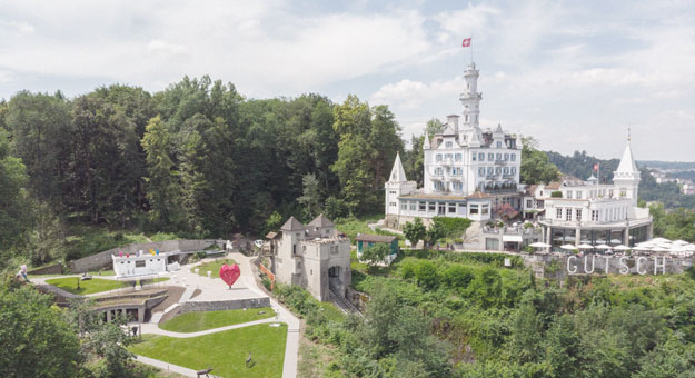 Как выглядит парк искусств миллионера Александра Лебедева в Швейцарии