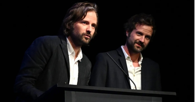 Создатели «Очень странных дел» заключат сделку с Paramount